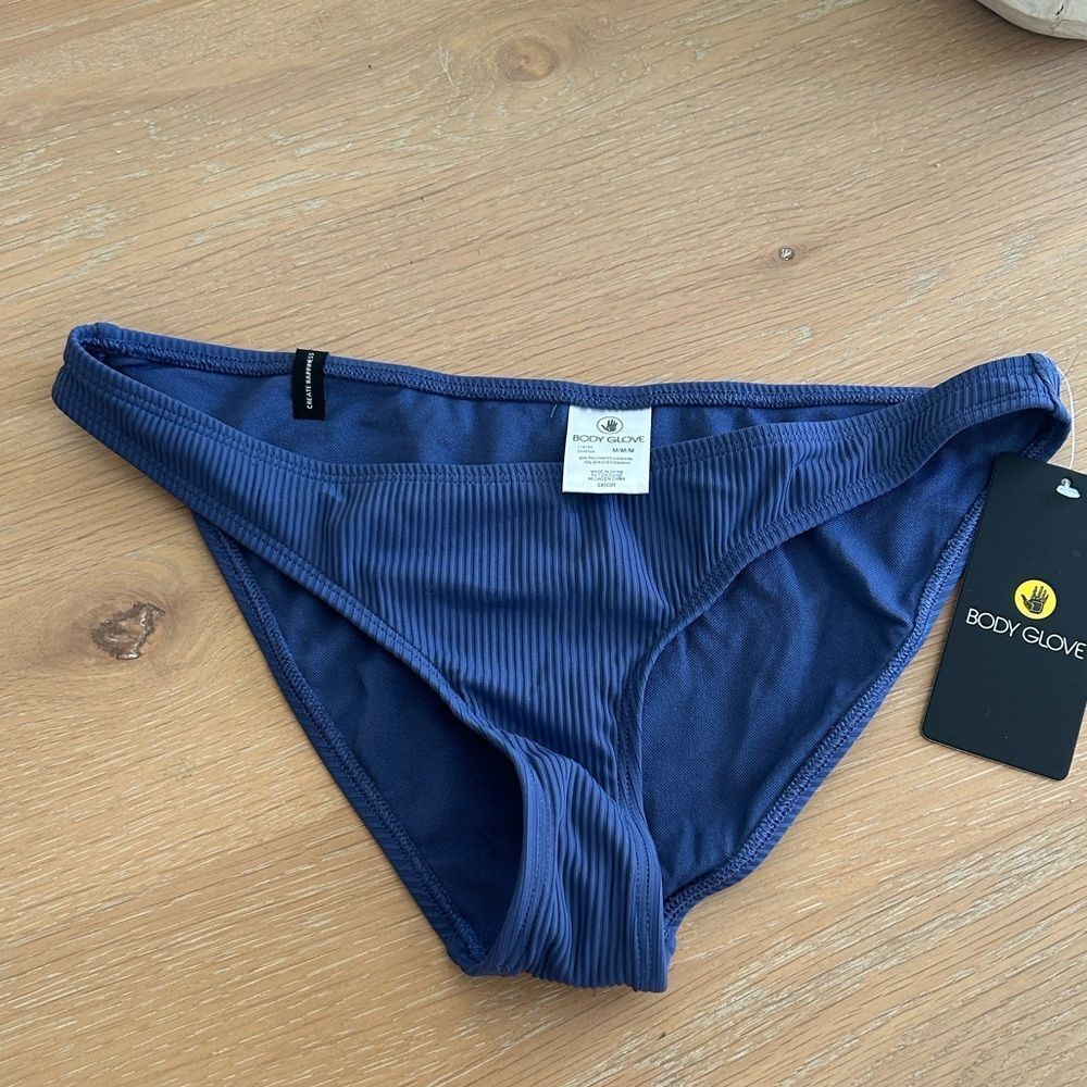 Body Glove Dusk Bikini Bottoms, Size Medium, NWT